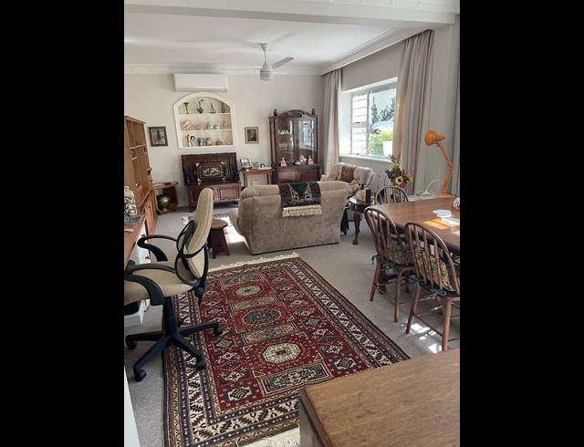 1 BEDROOM RETIREMENT UNIT FOR SALE IN ESSENWOOD